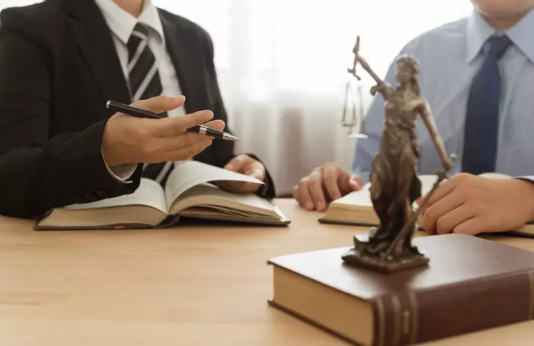 How A Personal Injury Lawyer Can Help You